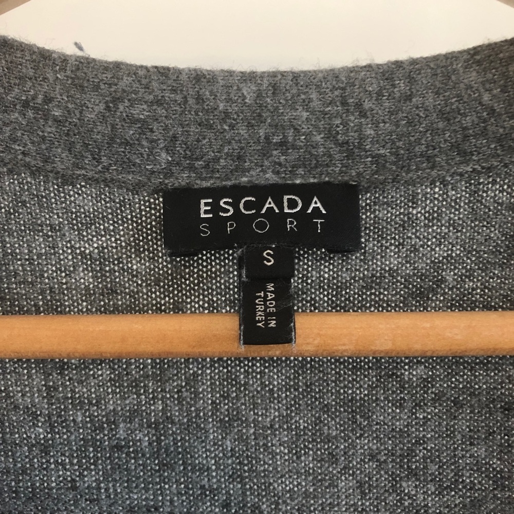 Escada Cardigan - Picture 2 of 11